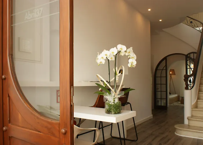 Hotel Abril 37